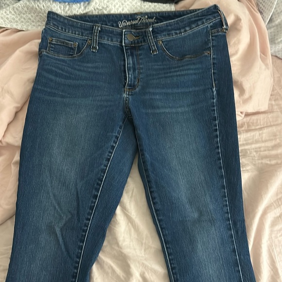 Universal Thread , size 10, medium wash - Picture 1 of 3